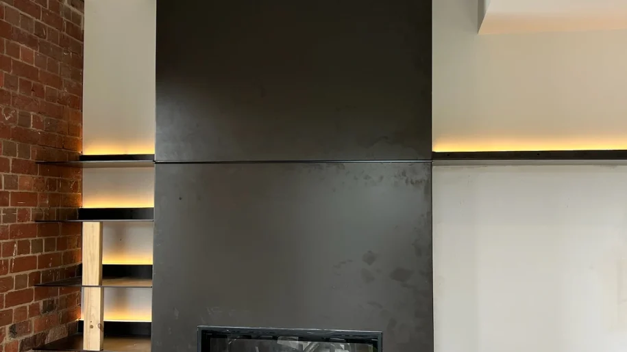 powder coated aluminium illuminated shelves